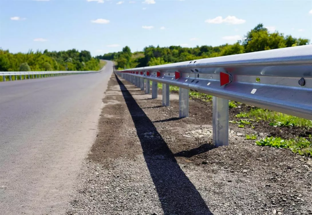 Изготовление и доставка барьерного ограждения в Сергиево-Посадский район